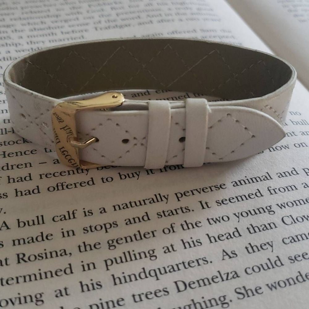 ‎White Watch Bracelet
